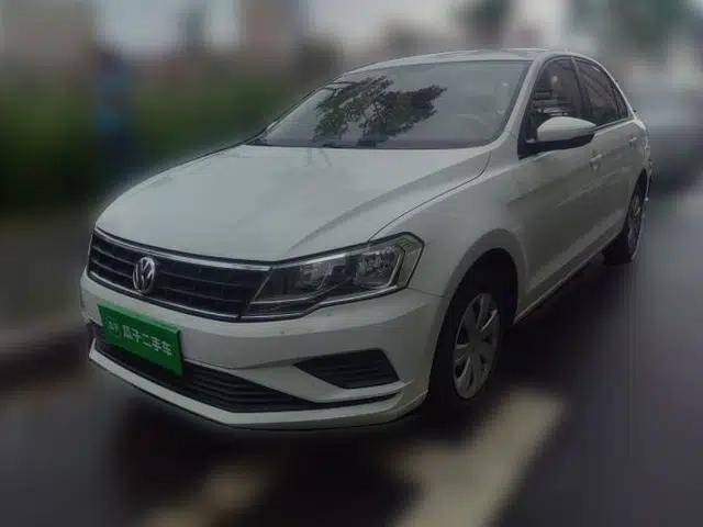 Volkswagen Jetta 2017 1.4L Manual Fashion Edition