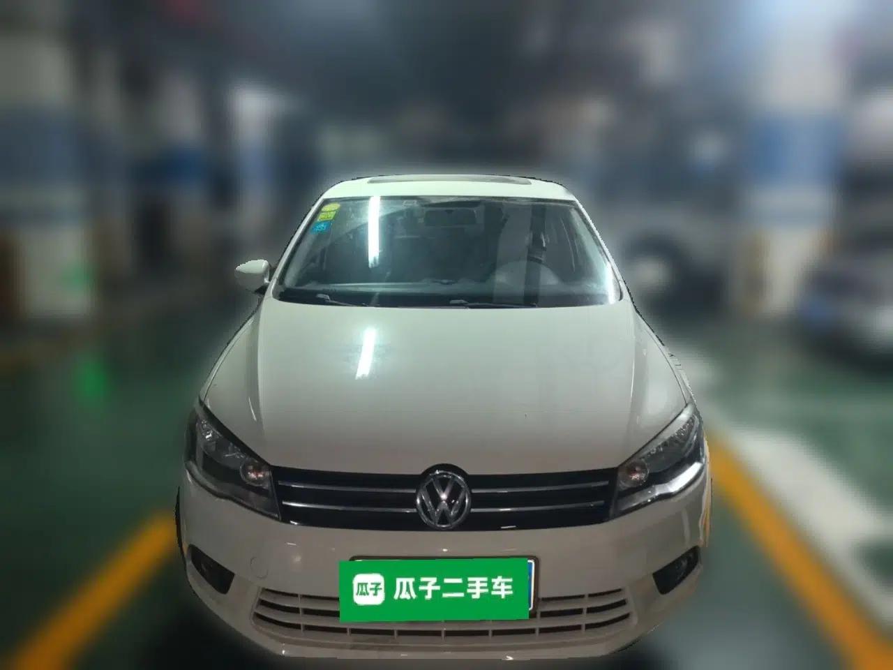 Volkswagen Jetta 2015 Zhihui Edition 1.4L Manual Comfort Model — миниатюра 2