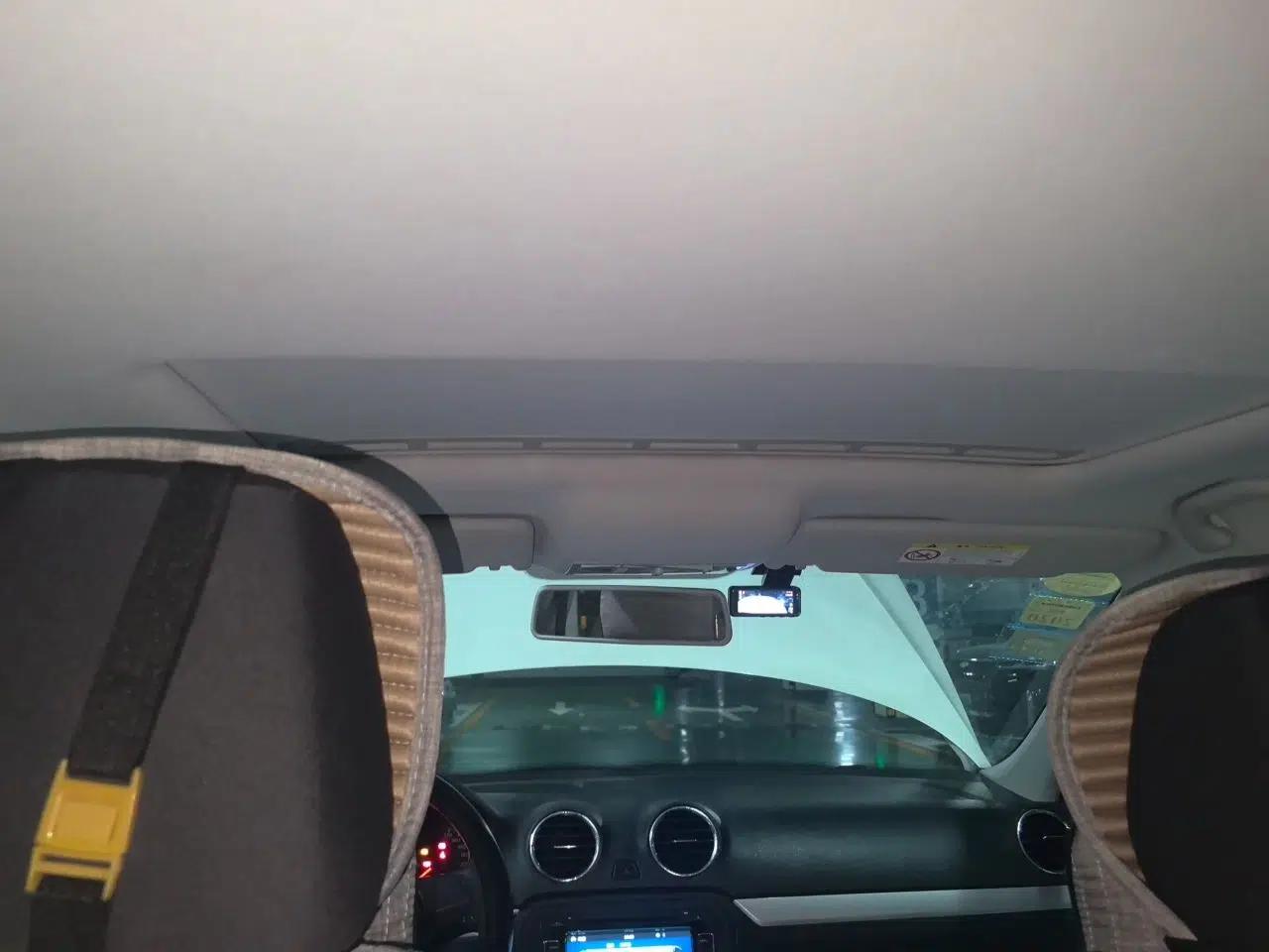 Volkswagen Jetta 2015 Zhihui Edition 1.4L Manual Comfort Model — миниатюра 18