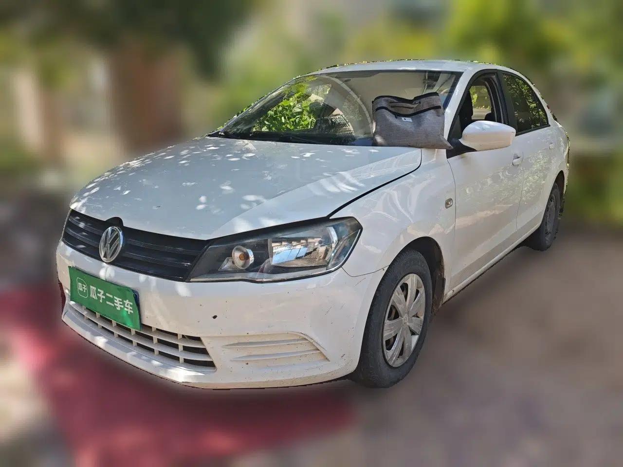 Volkswagen Jetta 2013 1.4L Manual Fashion Model — миниатюра 1