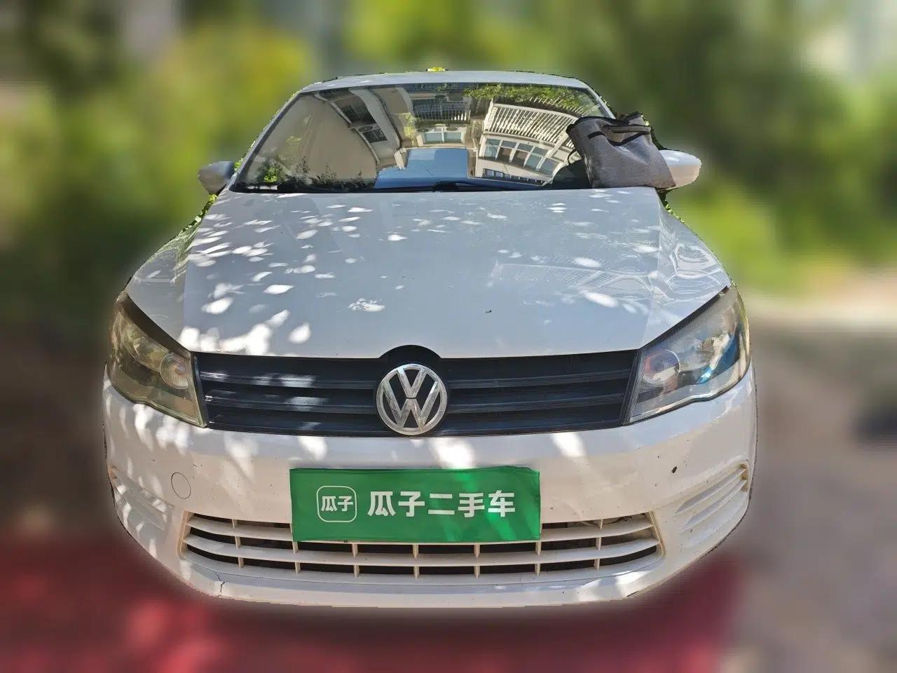 Volkswagen Jetta 2013 1.4L Manual Fashion Model — миниатюра 2