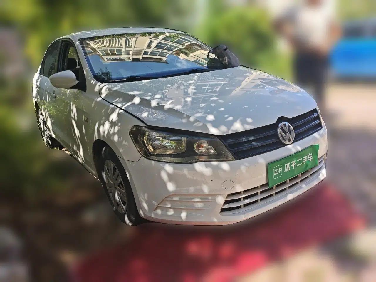 Volkswagen Jetta 2013 1.4L Manual Fashion Model — миниатюра 3