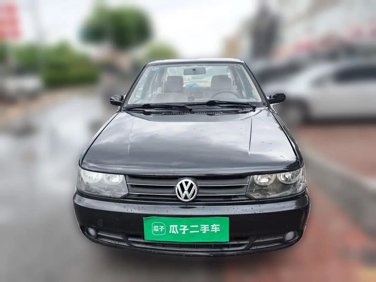 Volkswagen Jetta 2012 1.6L Commemorative Edition — миниатюра 2