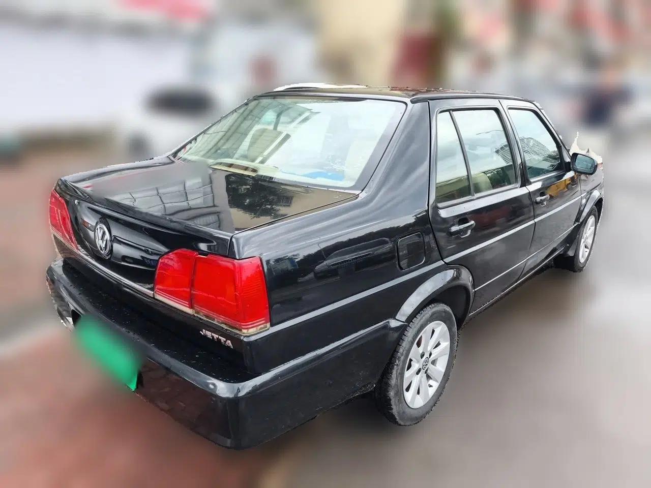 Volkswagen Jetta 2012 1.6L Commemorative Edition — миниатюра 6