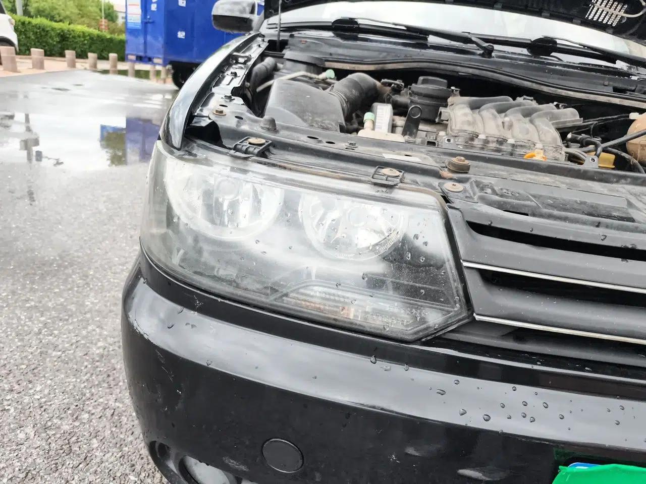 Volkswagen Jetta 2012 1.6L Commemorative Edition — миниатюра 7
