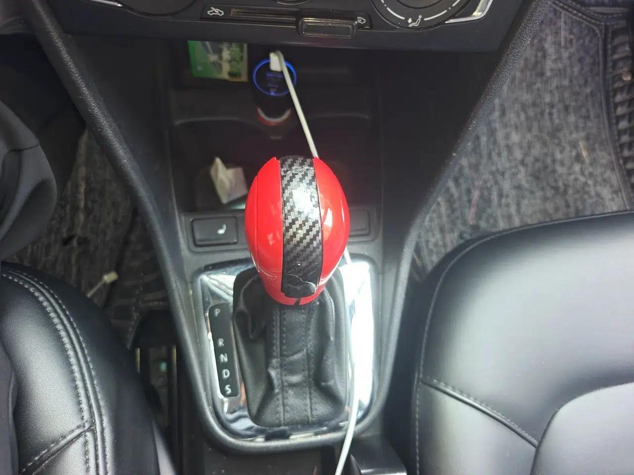 Volkswagen Jetta 2013 1.6L Automatic Comfort Model — миниатюра 14