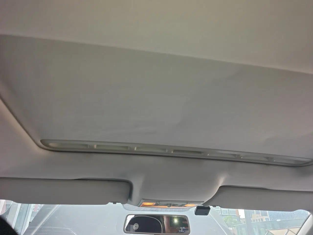 Volkswagen Jetta 2013 1.6L Automatic Comfort Model — миниатюра 18