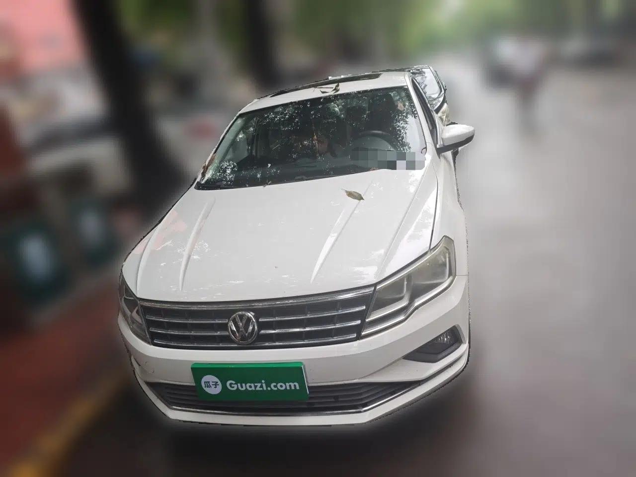 Volkswagen Jetta 2017 1.4L Manual Comfort Model — миниатюра 2
