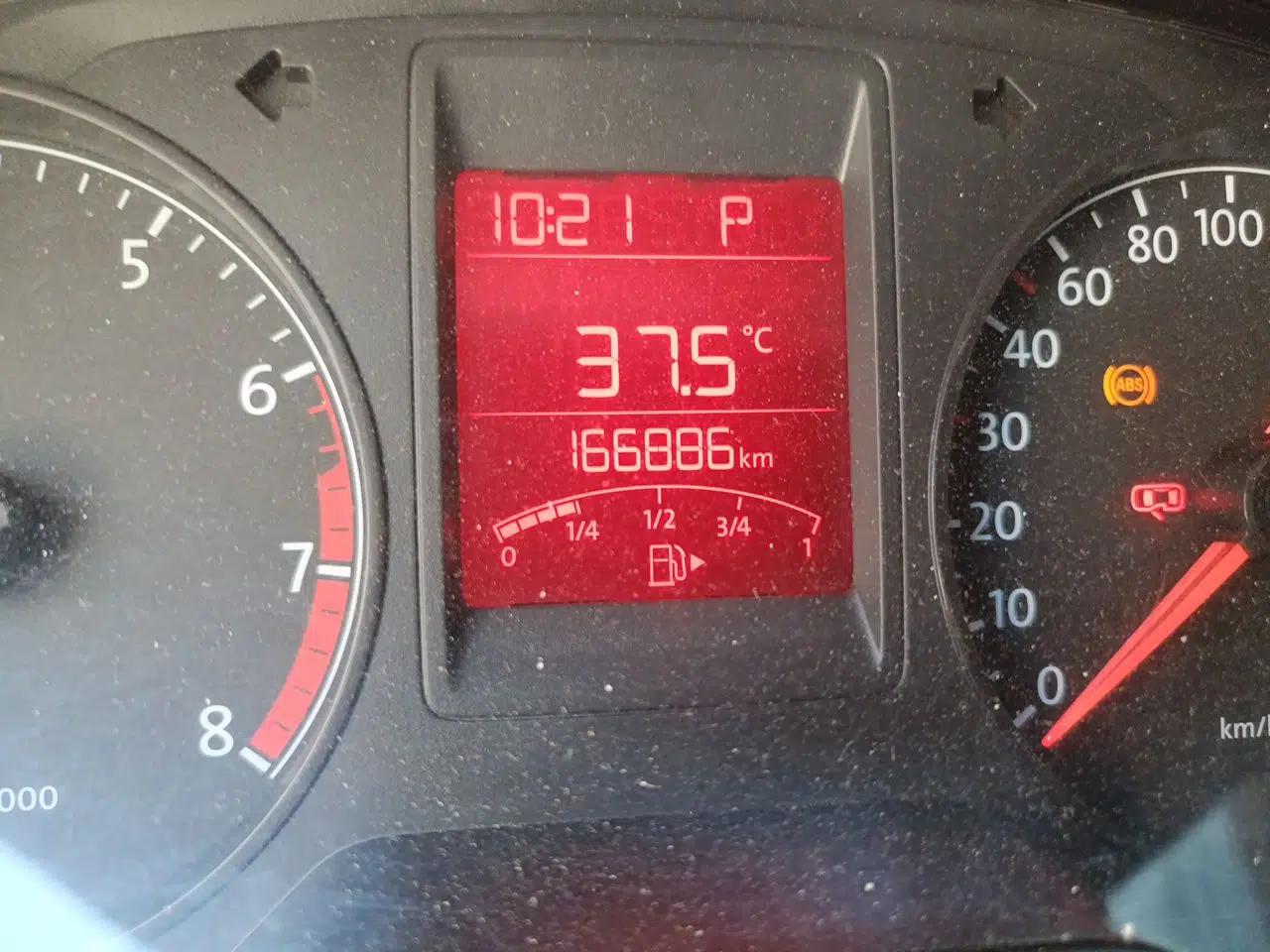 Volkswagen Jetta 2013 1.6L Automatic Fashion Model — миниатюра 12