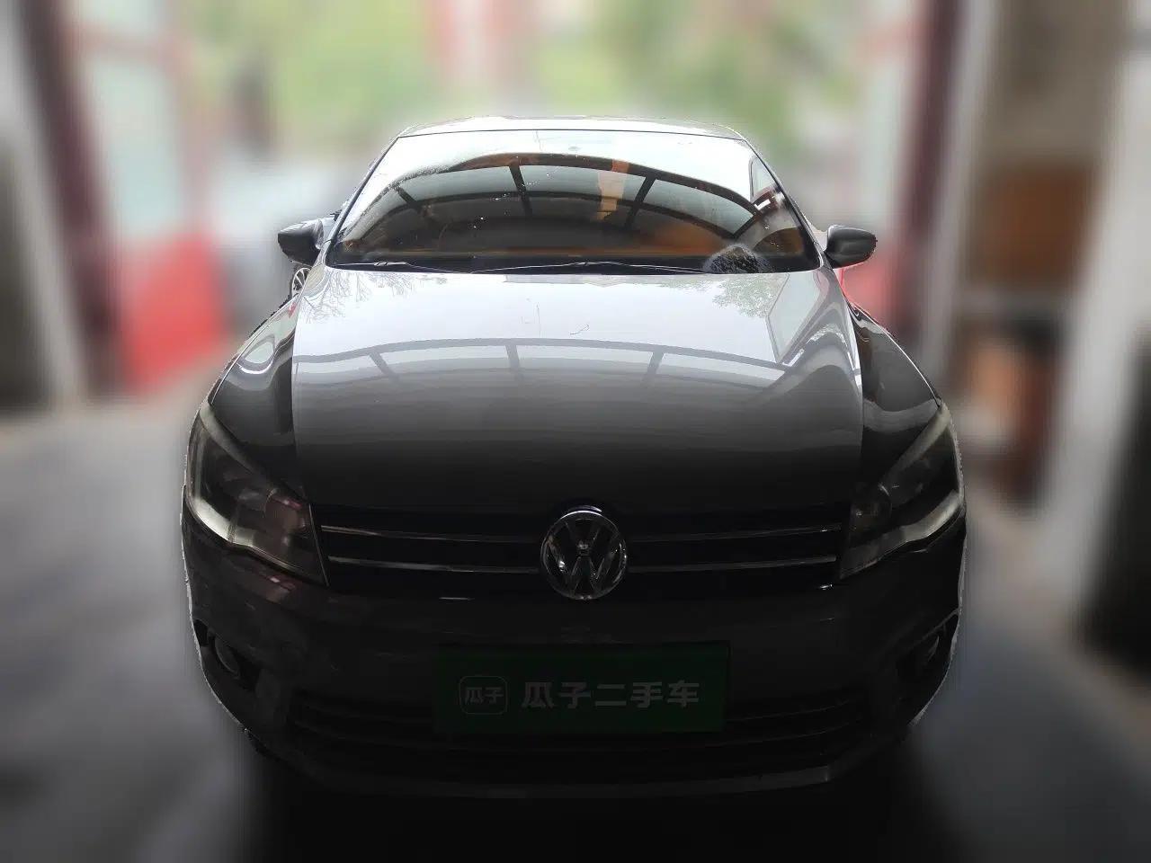 Volkswagen Jetta 2015 1.6L Manual Comfort Model — миниатюра 2