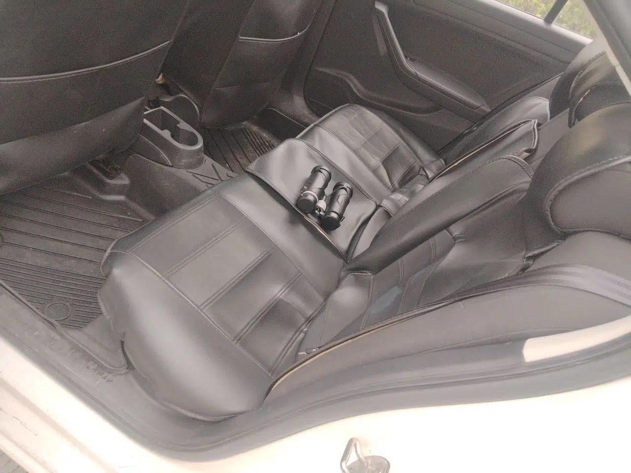 Volkswagen Jetta 2015 Value Edition 1.6L Manual Fashionable Style — миниатюра 17