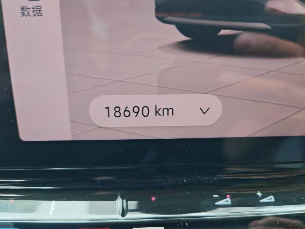 Volkswagen ID.4 CROZZ 2022 Standard Range PURE Edition — миниатюра 12