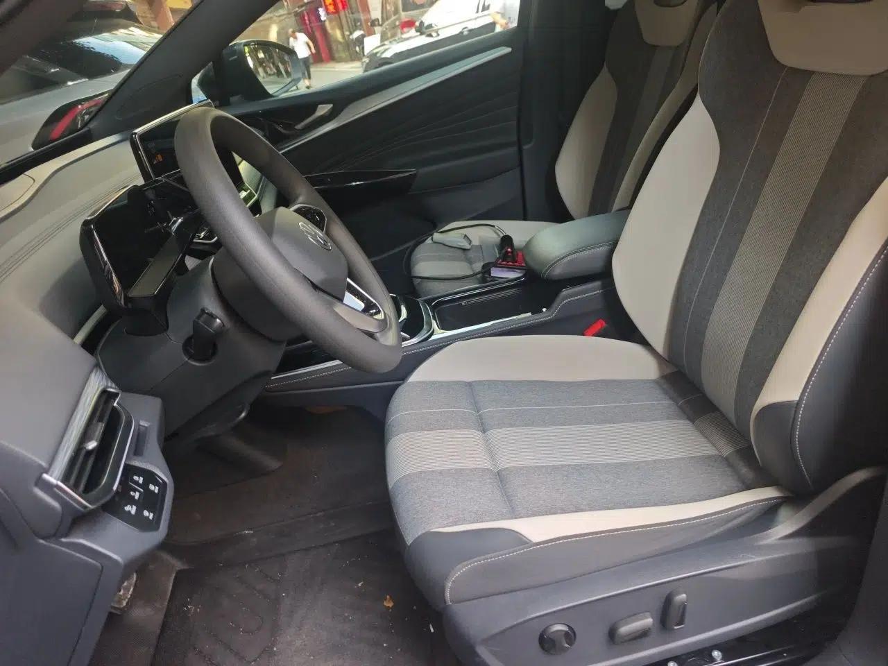 Volkswagen ID.4 CROZZ 2024 Pure Edition Limited Edition — миниатюра 15