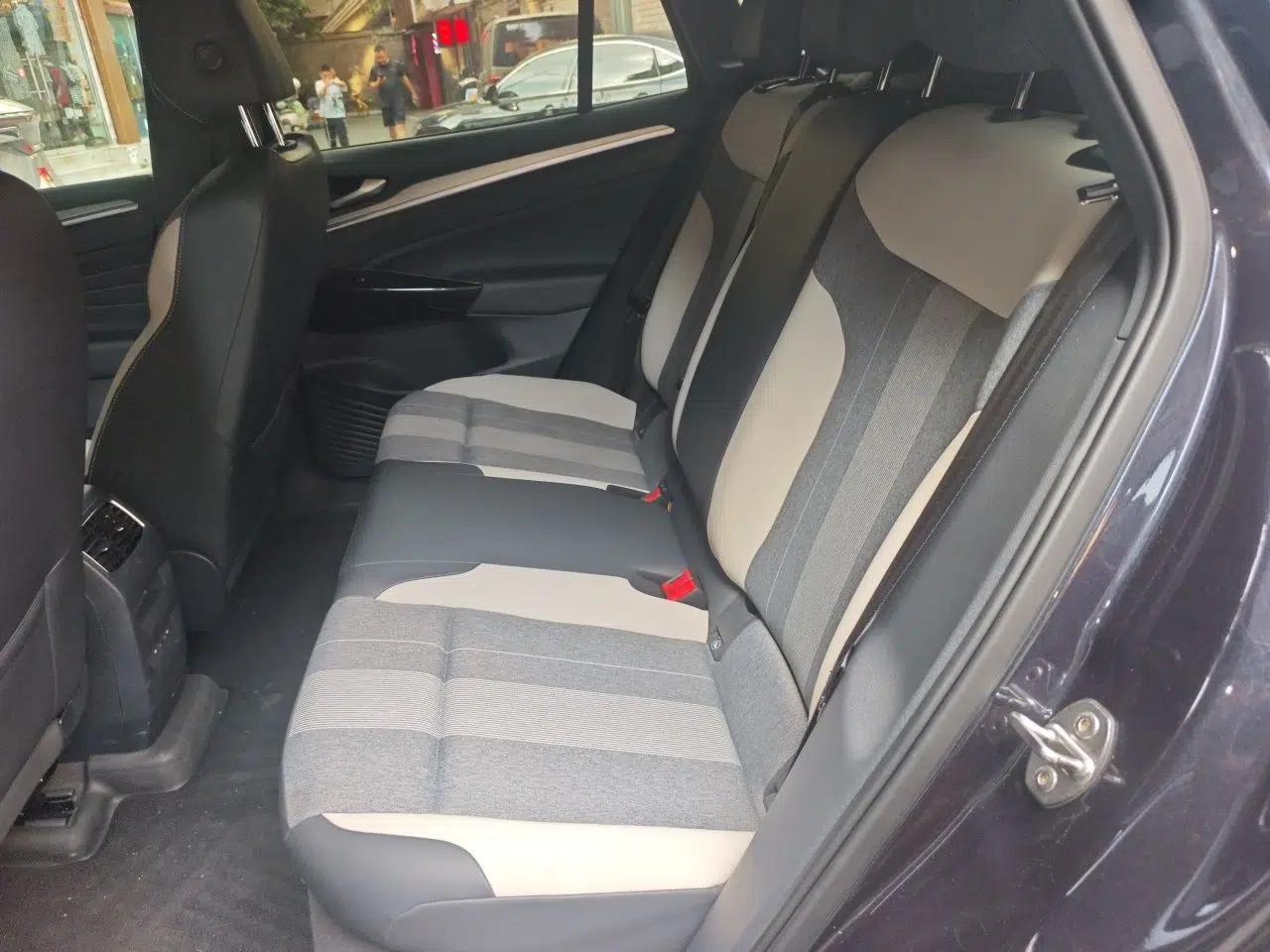 Volkswagen ID.4 CROZZ 2024 Pure Edition Limited Edition — миниатюра 17