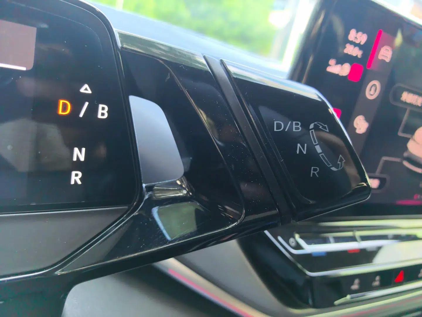 Volkswagen ID.4 CROZZ 2021 Long-Range PRO Two-Wheel Drive Version — миниатюра 14