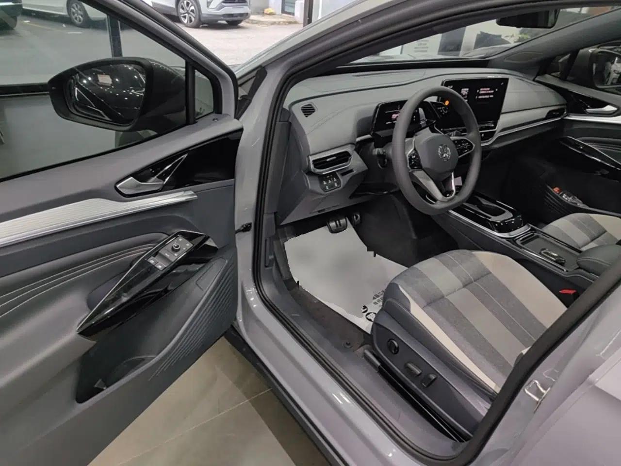 Volkswagen ID.4 CROZZ 2024 Pure Edition Limited Edition — миниатюра 18