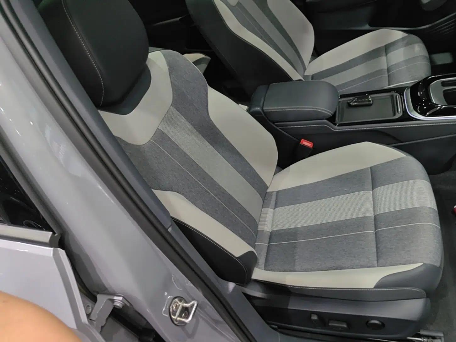 Volkswagen ID.4 CROZZ 2024 Pure Edition Limited Edition — миниатюра 19