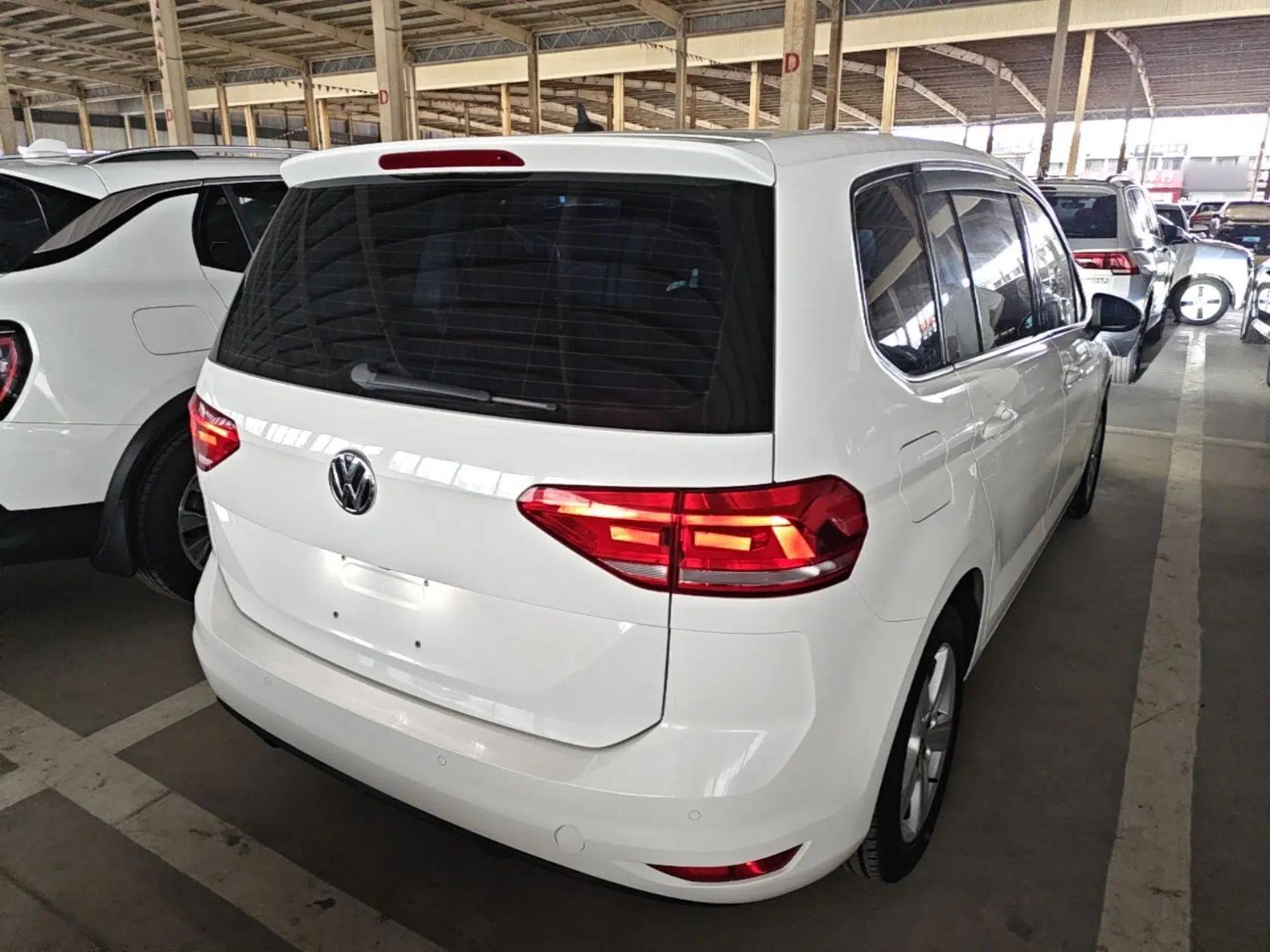 Volkswagen Touran 2018 Volkswagen Touran L 280TSI DSG Style Edition 7 Seats China VI Standard — миниатюра 6