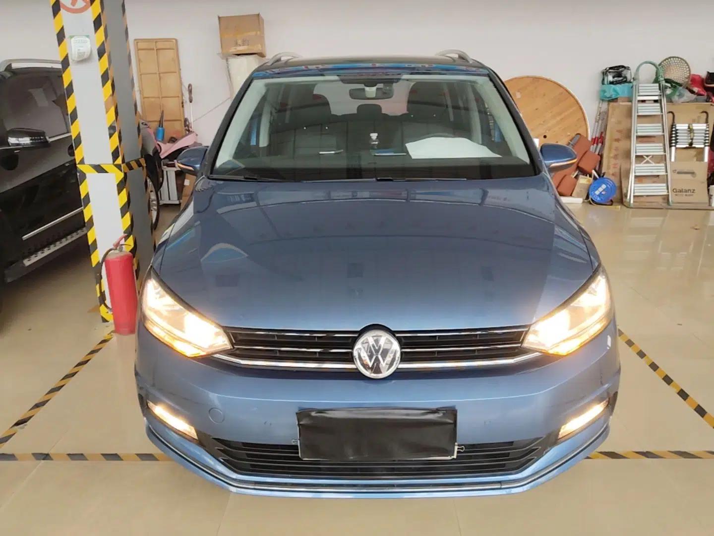 Volkswagen Touran 2018 Volkswagen Touran L 280TSI DSG Comfort Edition 7 Seats China V Emission Standard — миниатюра 2