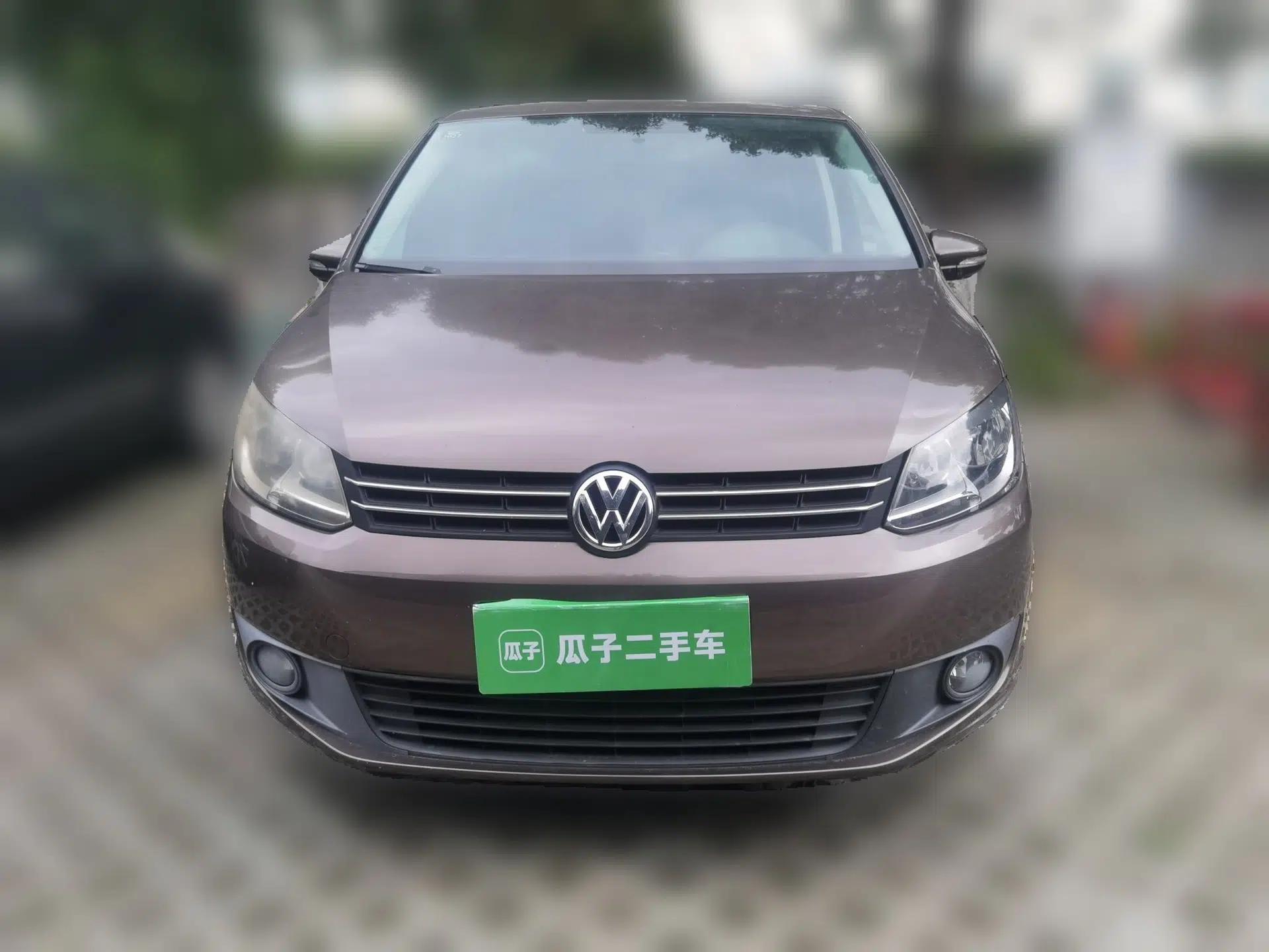 Volkswagen Touran 2013 1.4T Manual Fashion Edition 5 Seats — миниатюра 2