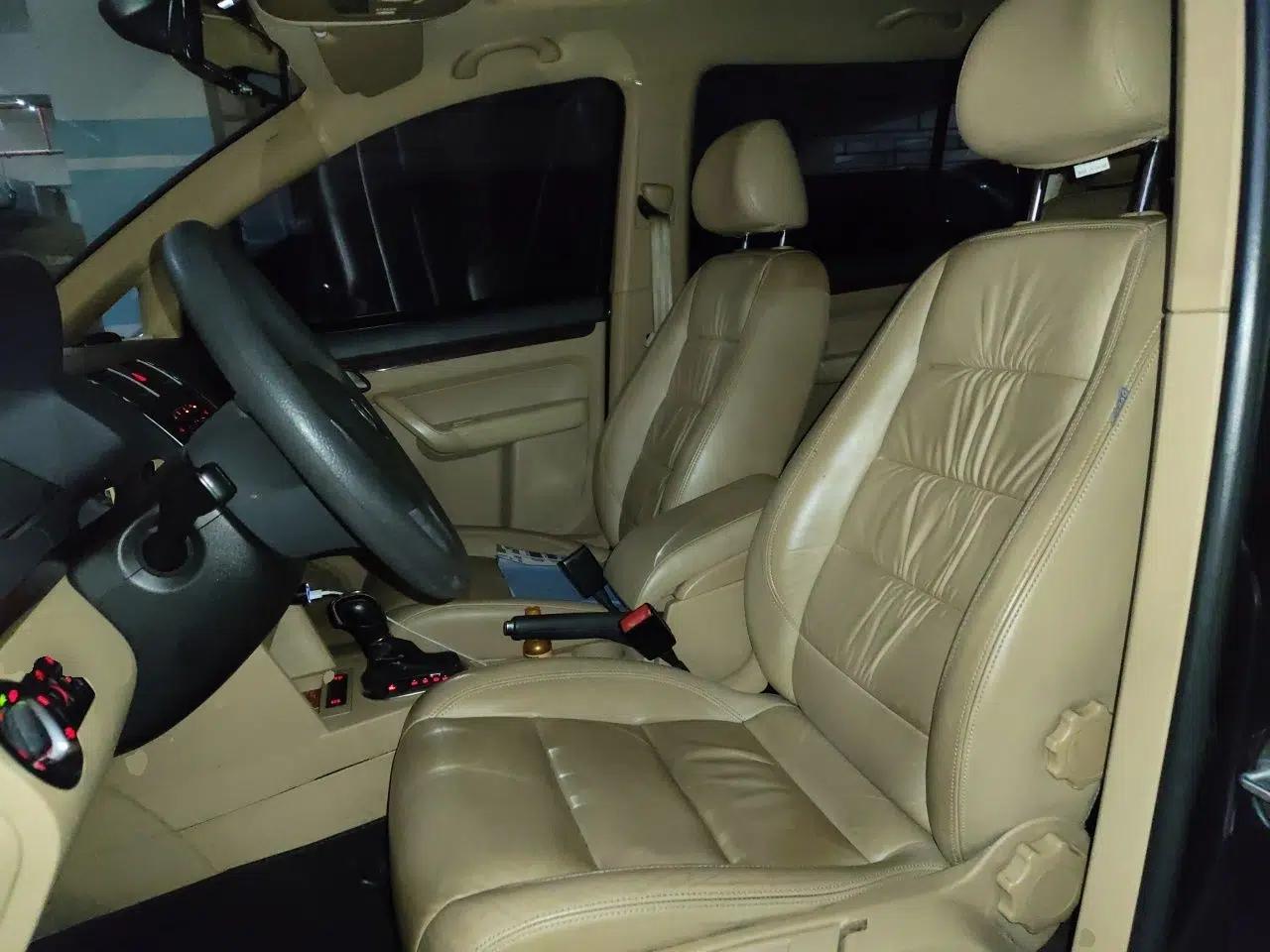 Volkswagen Touran 2013 1.4T DSG Comfort Edition 5-Seater — миниатюра 15