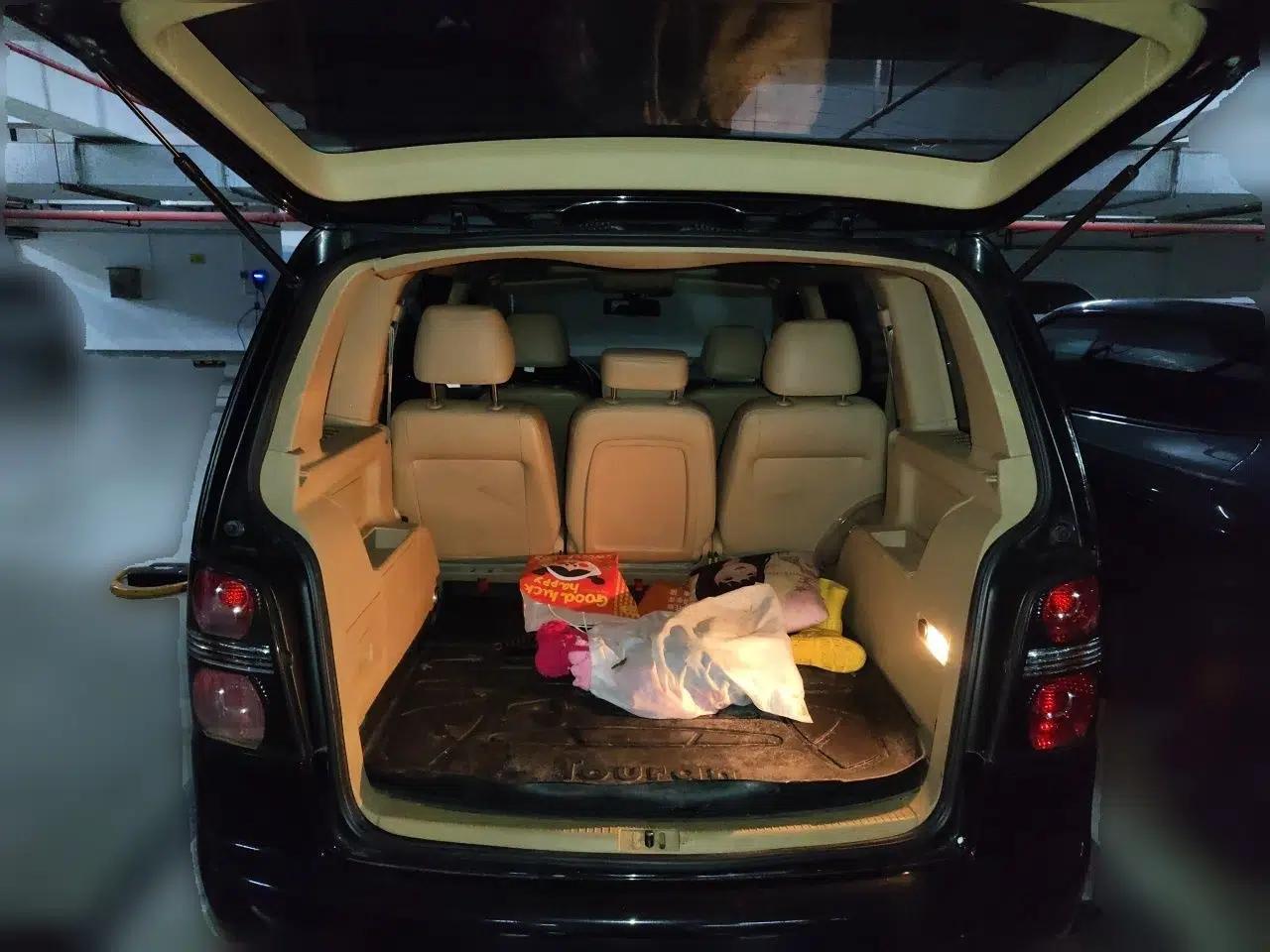 Volkswagen Touran 2013 1.4T DSG Comfort Edition 5-Seater — миниатюра 19