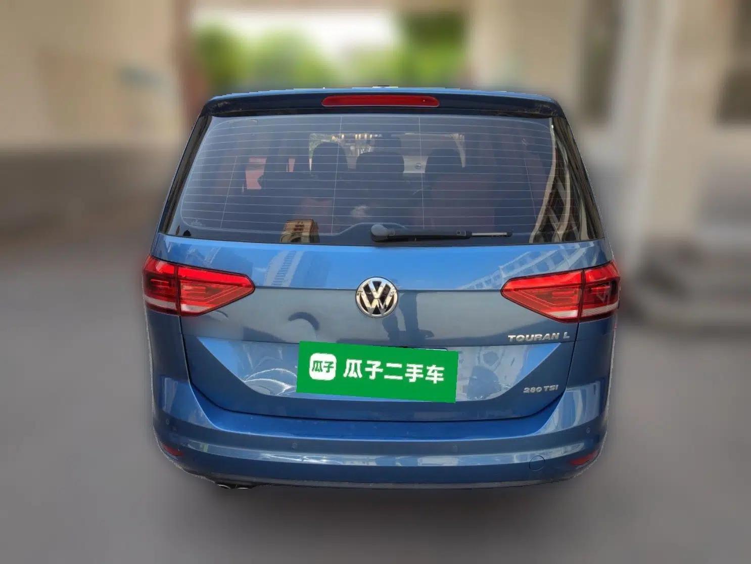 Volkswagen Touran 2016 Volkswagen Touran L 280TSI DSG Comfort Edition — миниатюра 5