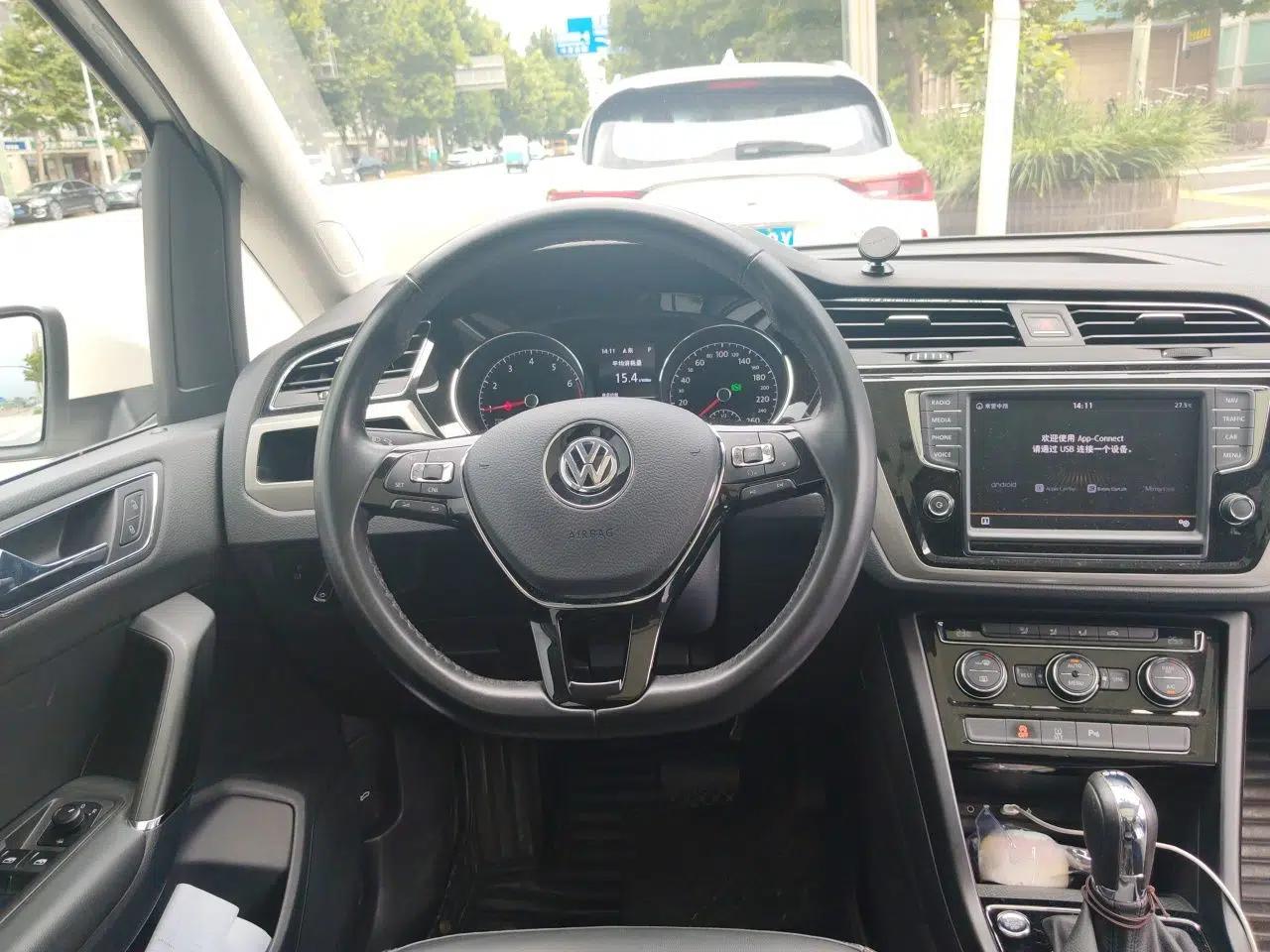 Volkswagen Touran 2018 Volkswagen Touran L 280TSI DSG Boundary Edition 7 Seats China VI Standard — миниатюра 10