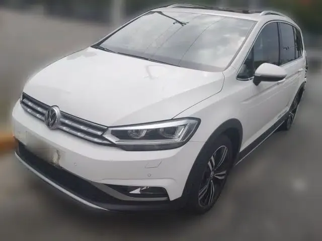 Volkswagen Touran 2018 Volkswagen Touran L 280TSI DSG Boundary Edition 7 Seats China VI Standard