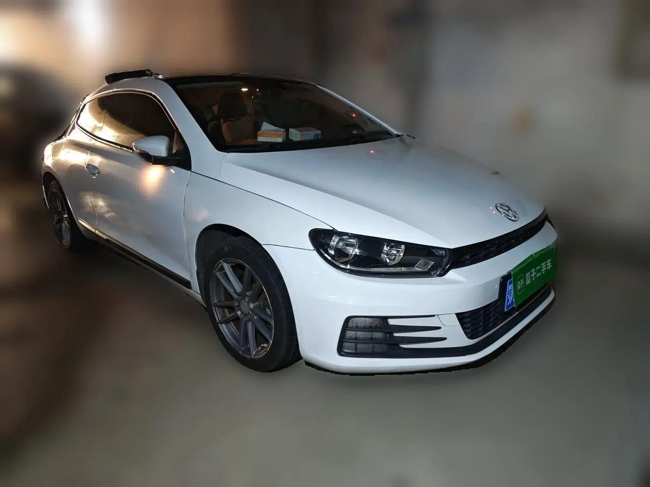 Volkswagen Scirocco 2015 1.4TSI Comfort Edition — миниатюра 3