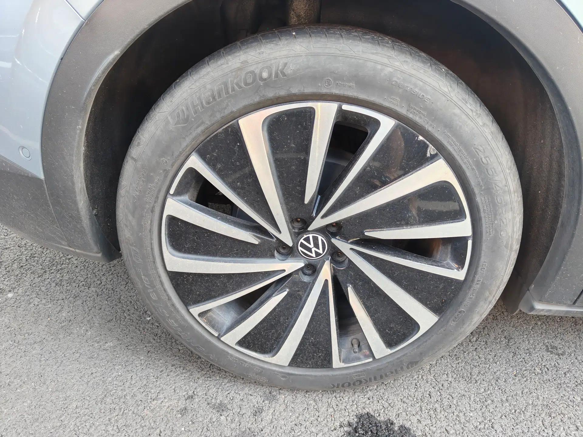 Volkswagen ID.4 X 2023 Smart Enjoyment Long-Range Version — миниатюра 11