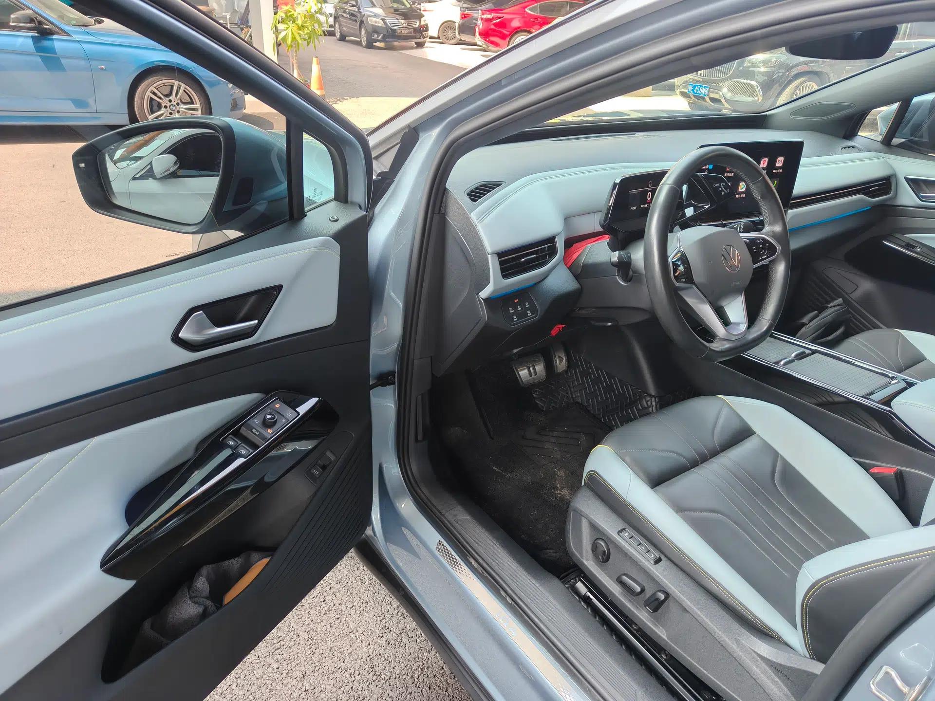 Volkswagen ID.4 X 2023 Smart Enjoyment Long-Range Version — миниатюра 18