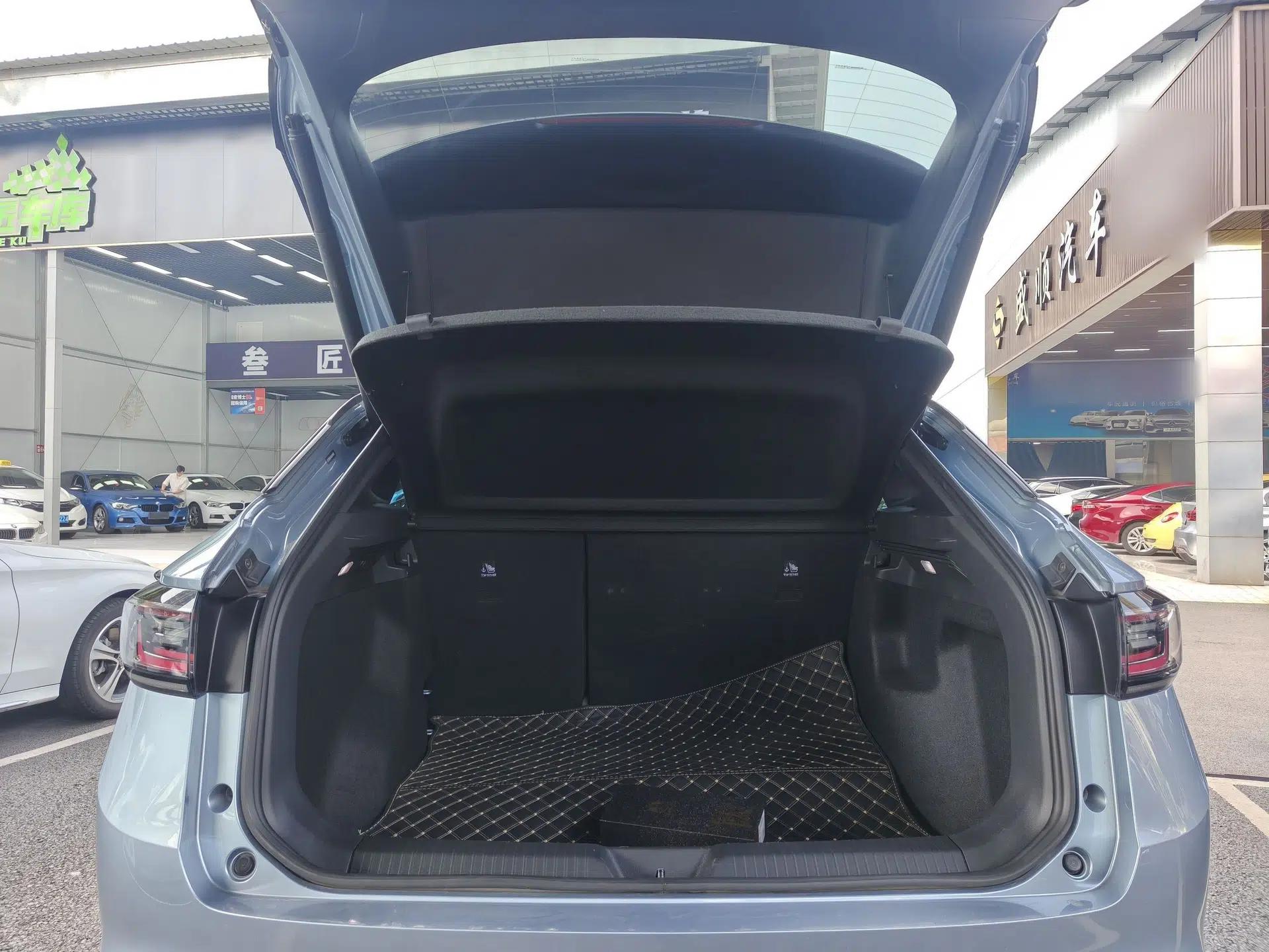 Volkswagen ID.4 X 2023 Smart Enjoyment Long-Range Version — миниатюра 22