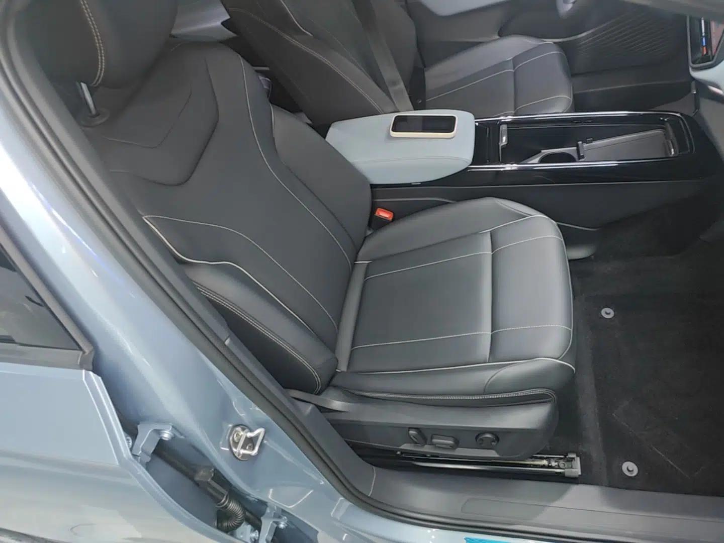 Volkswagen ID.4 X 2025 Smart Version Pure & Intelligent Enjoyment Edition — миниатюра 24