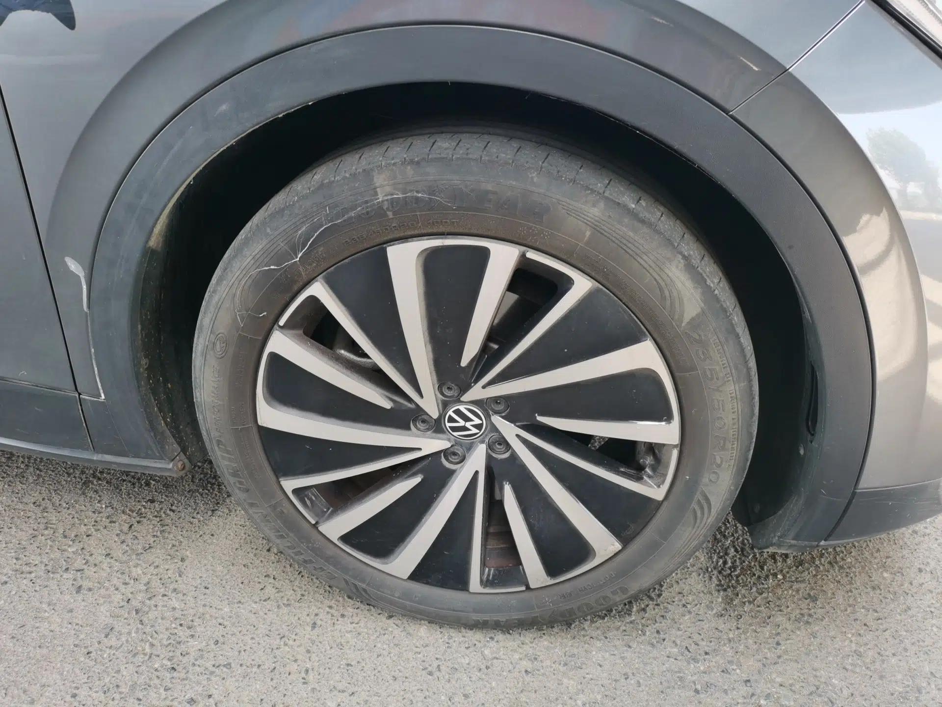 Volkswagen ID.4 X 2022 Pure Long-Range Version — миниатюра 8
