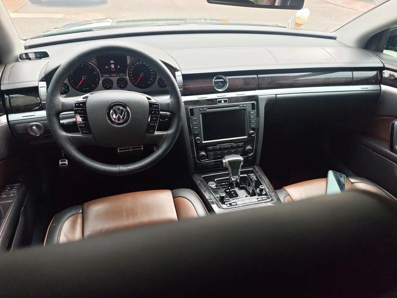 Volkswagen Phaeton 2015 3.0L Exclusive Edition — миниатюра 9