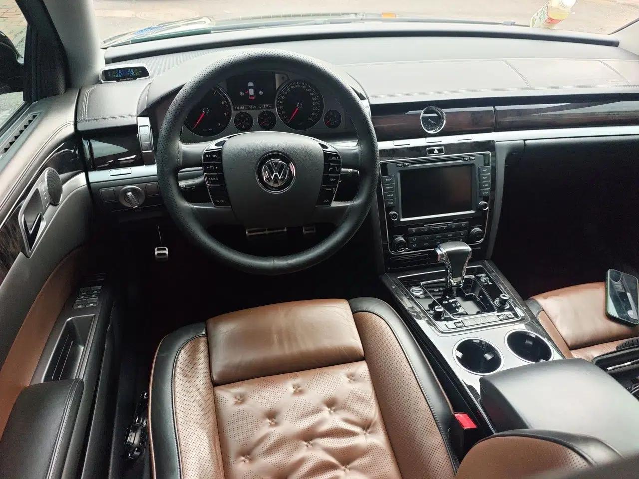 Volkswagen Phaeton 2015 3.0L Exclusive Edition — миниатюра 10