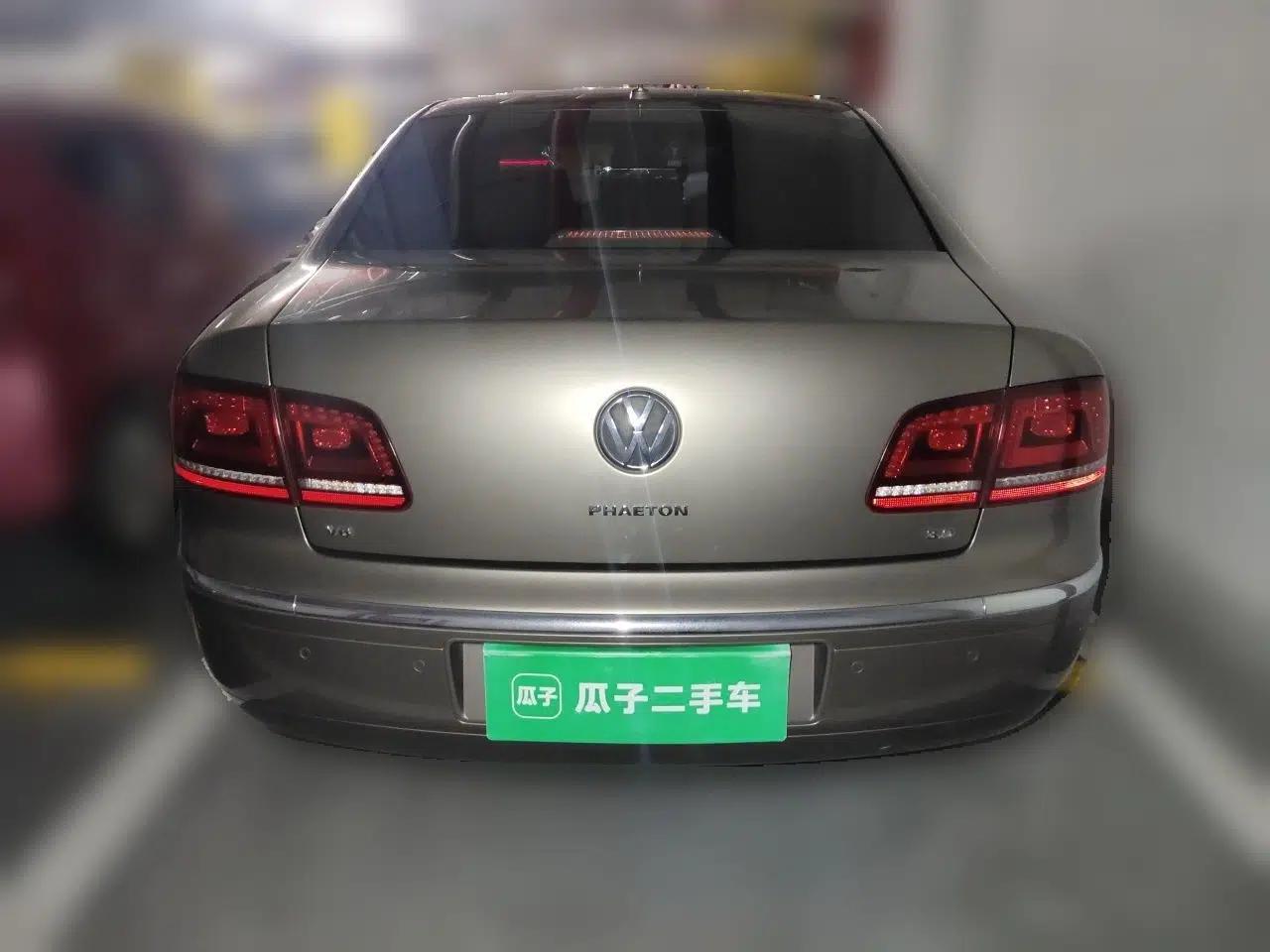 Volkswagen Phaeton 2015 3.0L Exclusive Edition — миниатюра 5