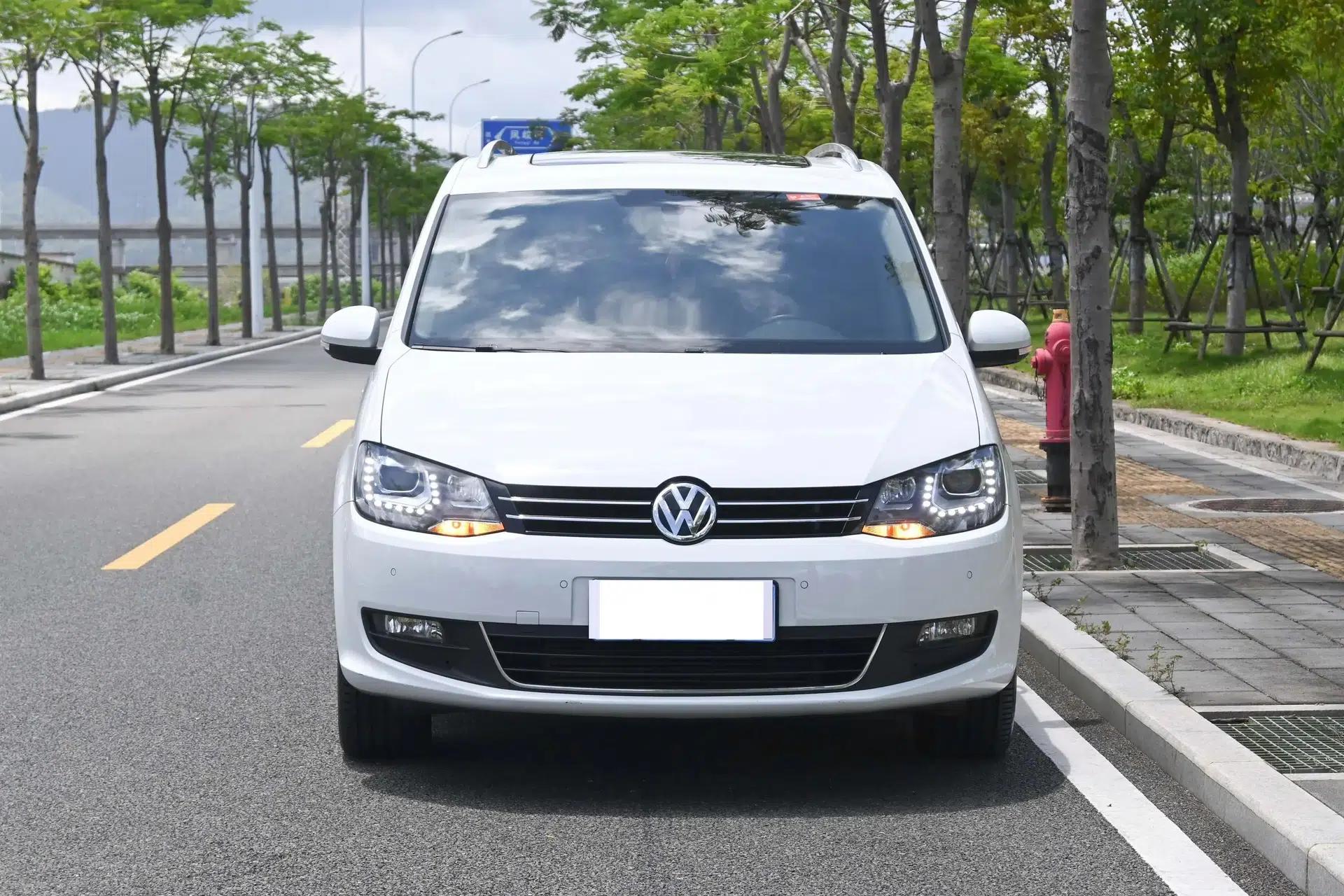 Volkswagen Sharan 2018 Revised Version 380TSI Comfort Edition 7-Seater — миниатюра 2
