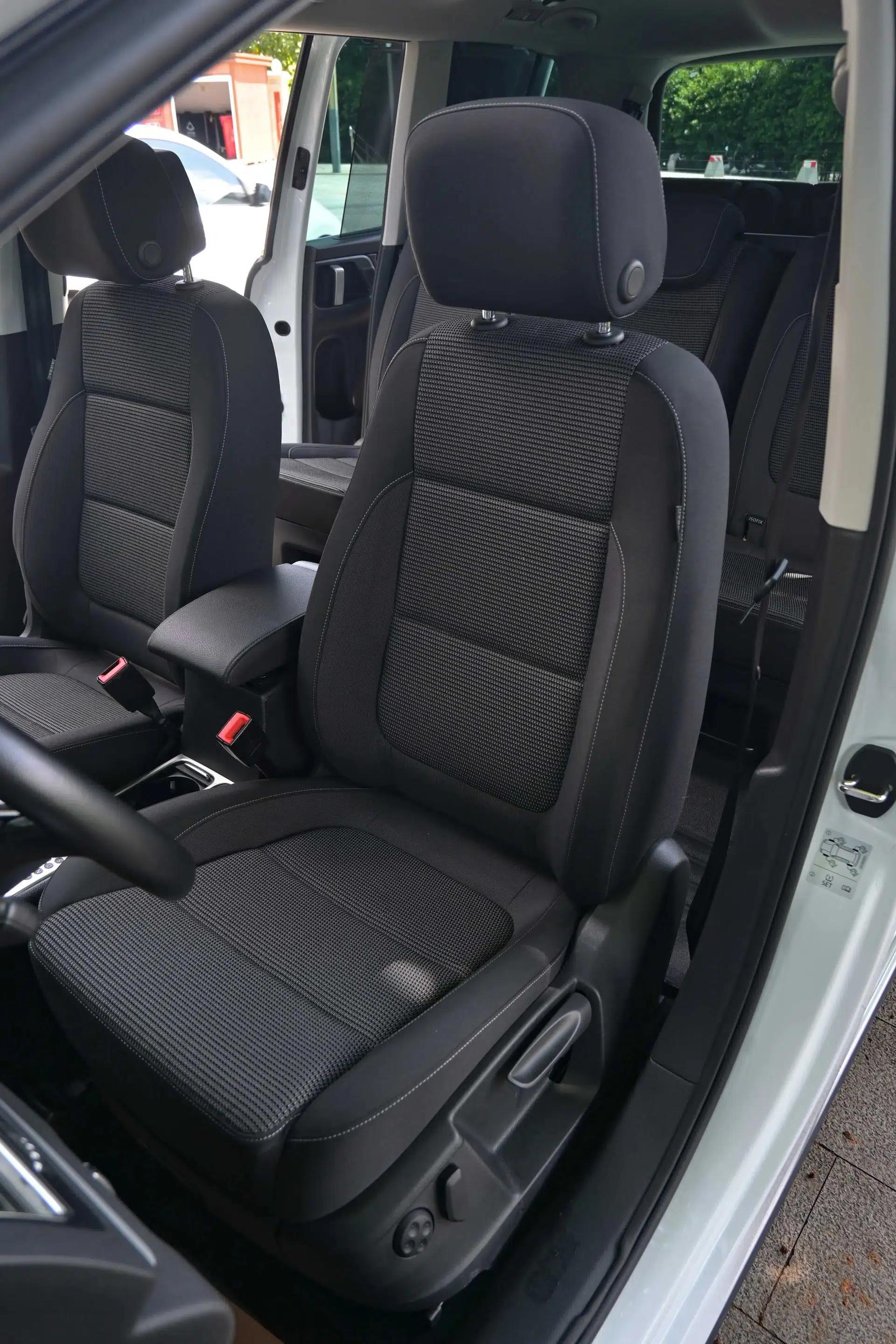 Volkswagen Sharan 2018 Revised Version 380TSI Comfort Edition 7-Seater — миниатюра 16