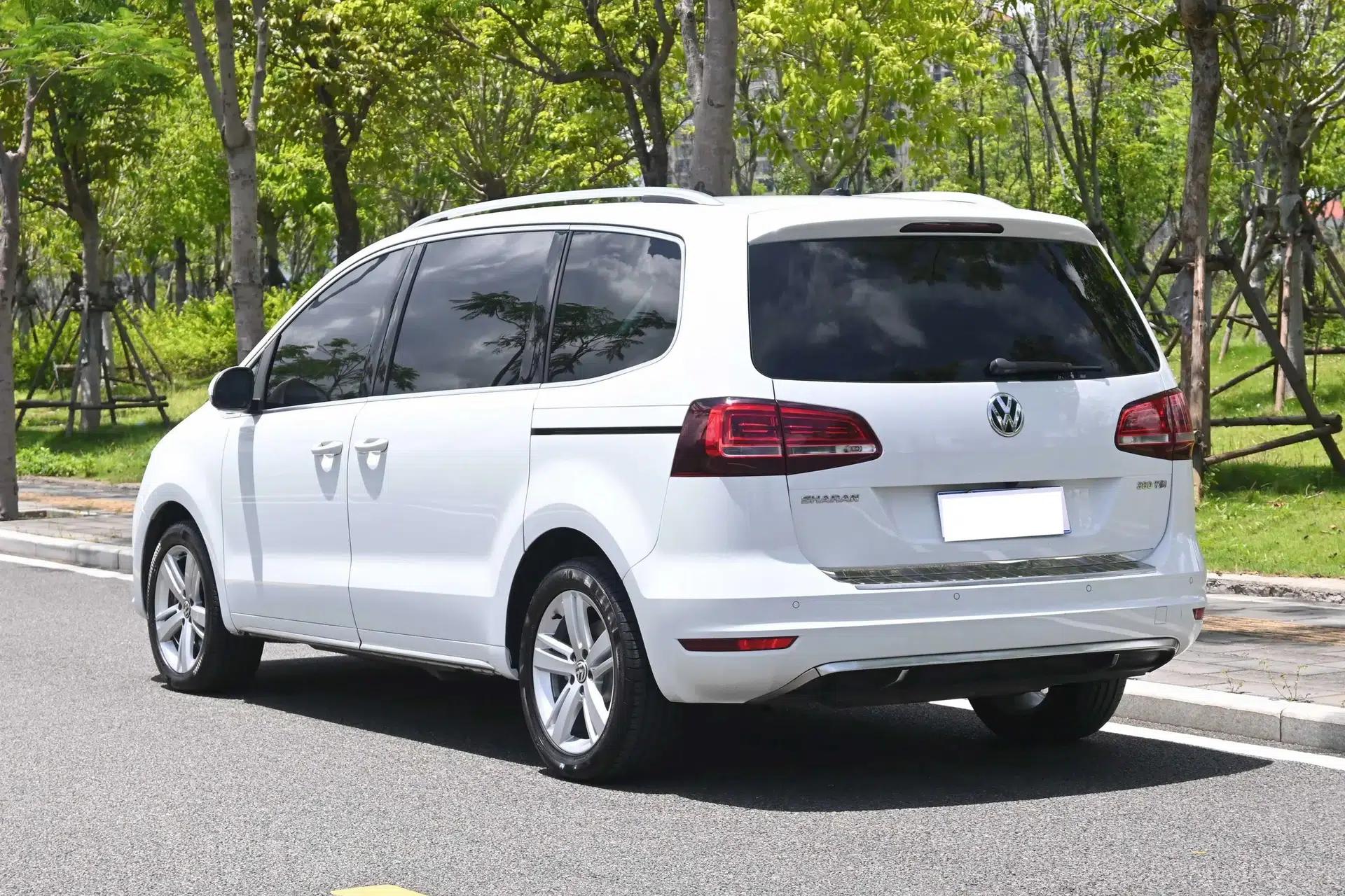 Volkswagen Sharan 2018 Revised Version 380TSI Comfort Edition 7-Seater — миниатюра 6