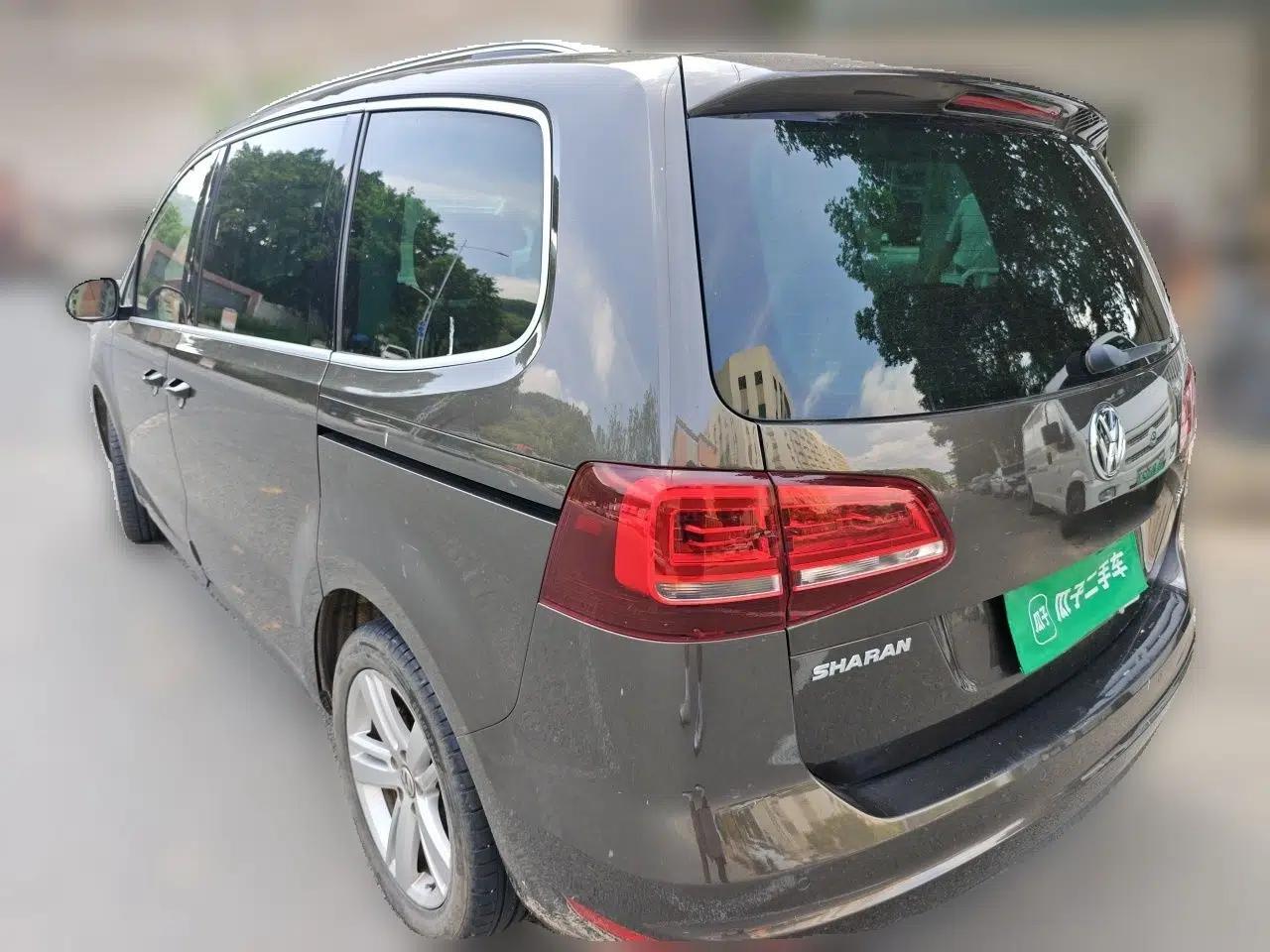 Volkswagen Sharan 2018 380TSI Comfort Edition 7-Seater — миниатюра 4