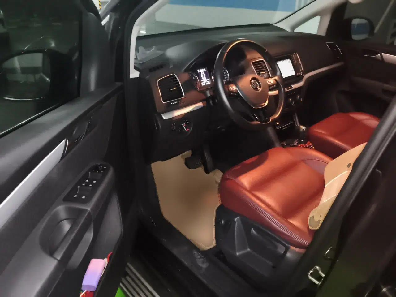Volkswagen Sharan 2018 380TSI Comfort Edition 7-Seater — миниатюра 16