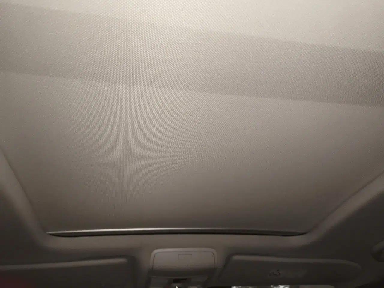 Volkswagen Sharan 2018 380TSI Comfort Edition 7-Seater — миниатюра 18