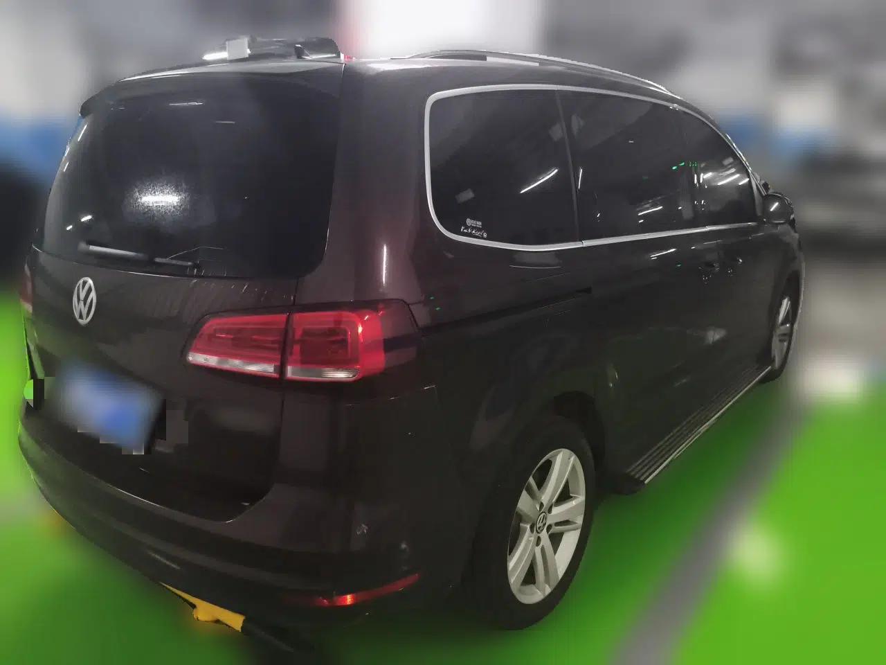 Volkswagen Sharan 2018 380TSI Comfort Edition 7-Seater — миниатюра 6