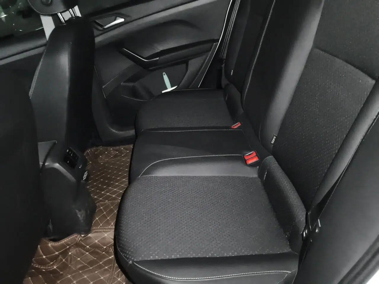 Volkswagen Tacqua 2021 1.5L Automatic Yue Zhi Lian Edition — миниатюра 17