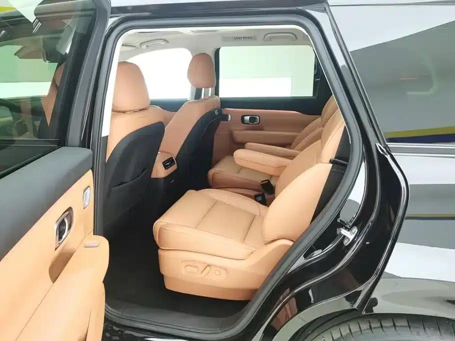 Leapmotor C16 2026 Pure Electric 630 LiDAR Smart Edition 6-Seater — миниатюра 11