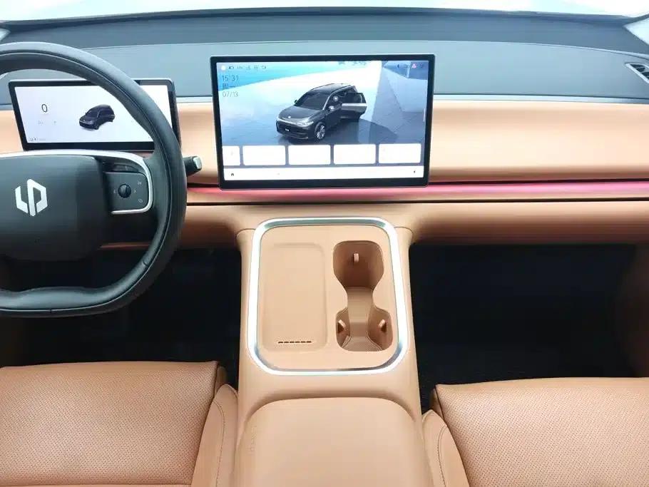 Leapmotor C16 2026 Pure Electric 630 LiDAR Smart Edition 6-Seater — миниатюра 15