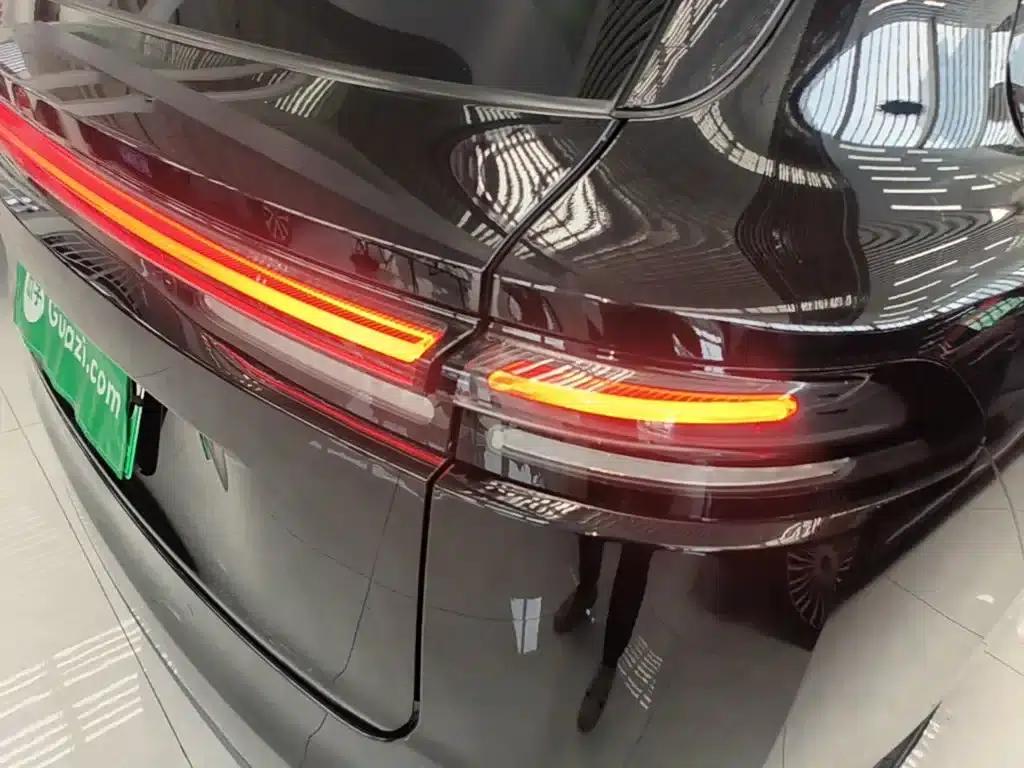 Leapmotor C16 2024 Range Extended 200 Premium Edition — миниатюра 8