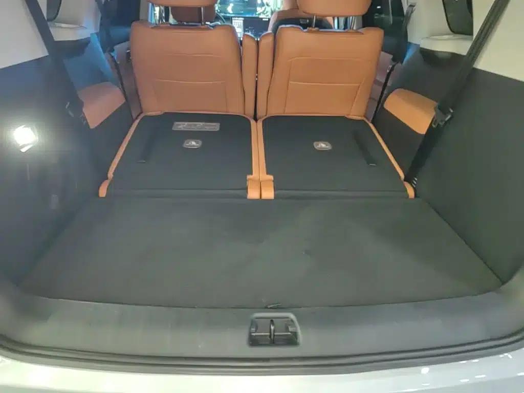 Leapmotor C16 2026 Pure Electric 630 LiDAR Smart Edition 6-Seater — миниатюра 19